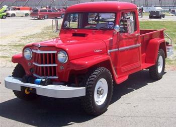 4x4 Truck 1962 Willys Restored!