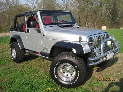 Four Wheeling:  Clayton's '05 Unlimited TJ