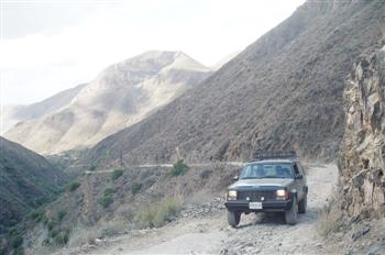 Rafael's 1995 Cherokee!