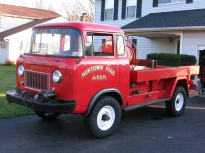 Eric's 1961 Willys FC170 Fire Truck