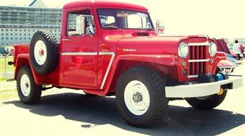 4x4 Truck 1962 Willys Restored!